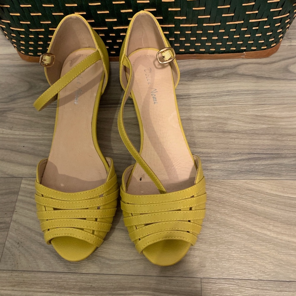 Mid-Height Delights Peep Toe Heel